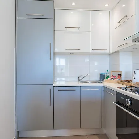 דירה Golden Tulip