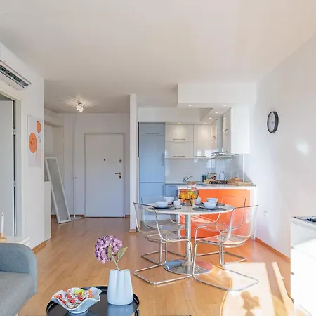 Golden Tulip * זאדאר