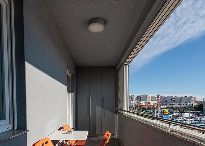 Apartment Golden Tulip
