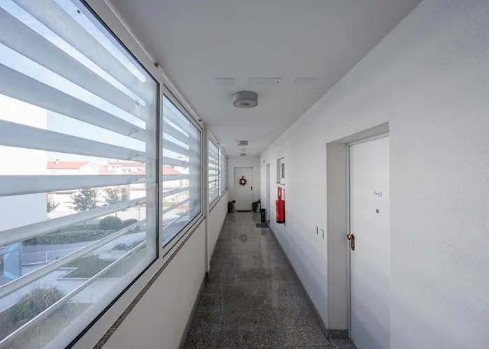 Golden Tulip Apartment *