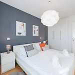 Daire Golden Tulip