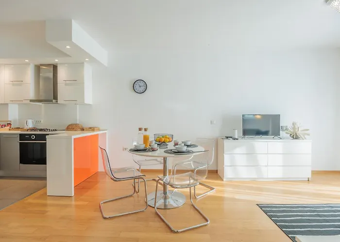 Apartament Golden Tulip